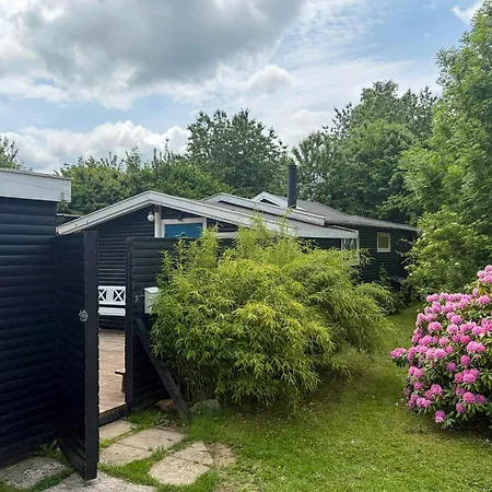 Vakantiehuis Bright Oasis With Private Wellness In Gilleleje